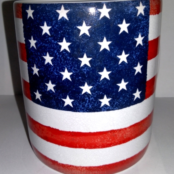 Extra Large American Flag Coffee Cup ("Stars & Stripes Over-Sized Mug") - Picture 2 of 8